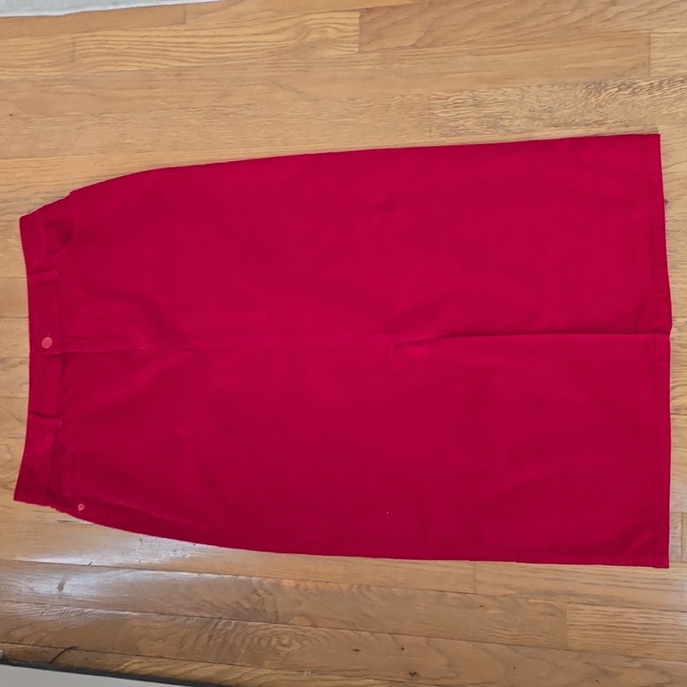 LIZ CLAIBORNE BRAND WOMEN'S BEAUTIFUL RED VELVETEEN PENCIL SKIRT SIZE 8